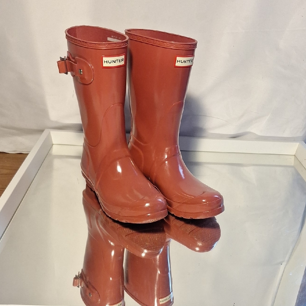 Hunter Glossy Mauve Pink Tall Boots Almost Perfect Condition - Picture 2 of 10